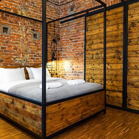 Househost Apartmeni: Podbrzezie 2/20 Krakow Dış mekan fotoğraf