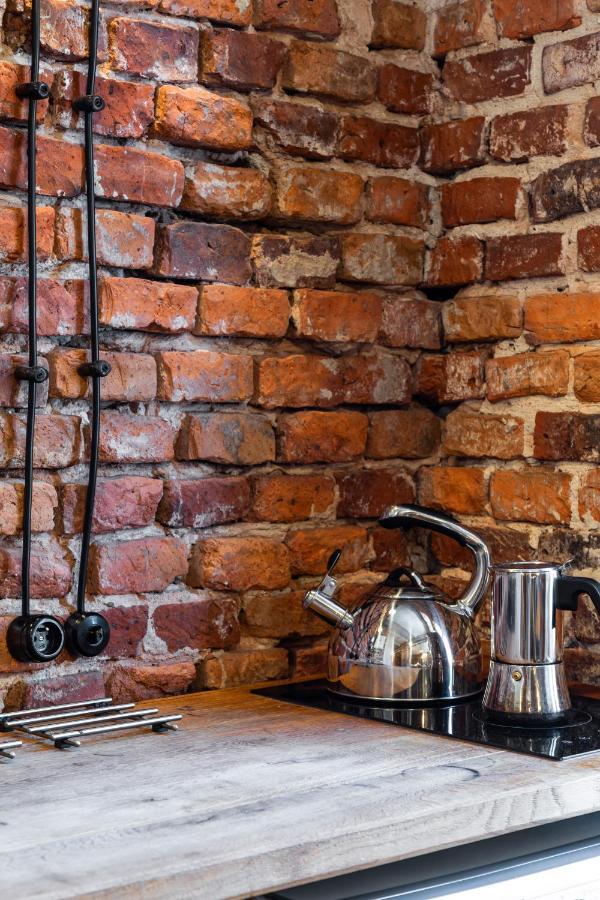 Househost Apartmeni: Podbrzezie 2/20 Krakow Dış mekan fotoğraf