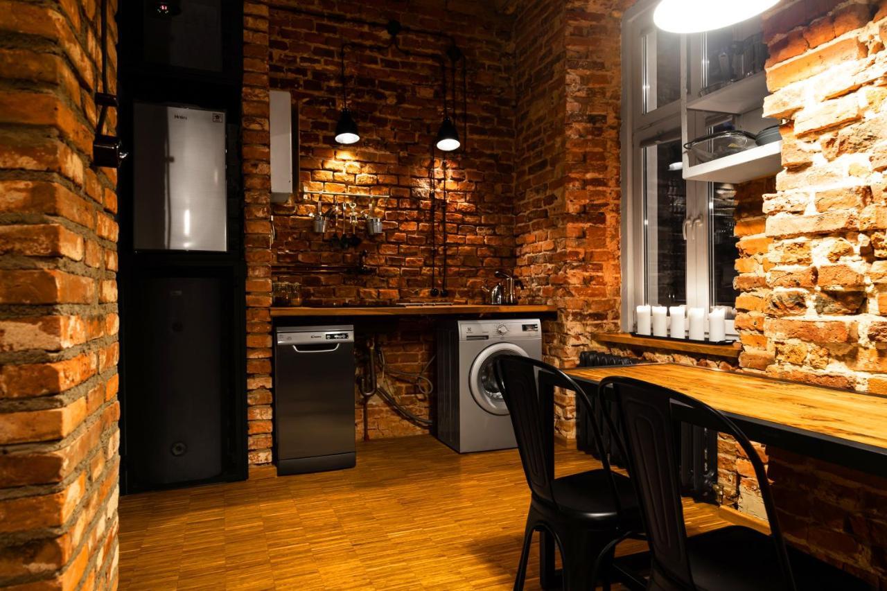 Househost Apartmeni: Podbrzezie 2/20 Krakow Dış mekan fotoğraf