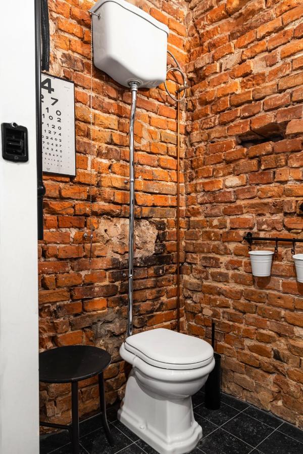 Househost Apartmeni: Podbrzezie 2/20 Krakow Dış mekan fotoğraf