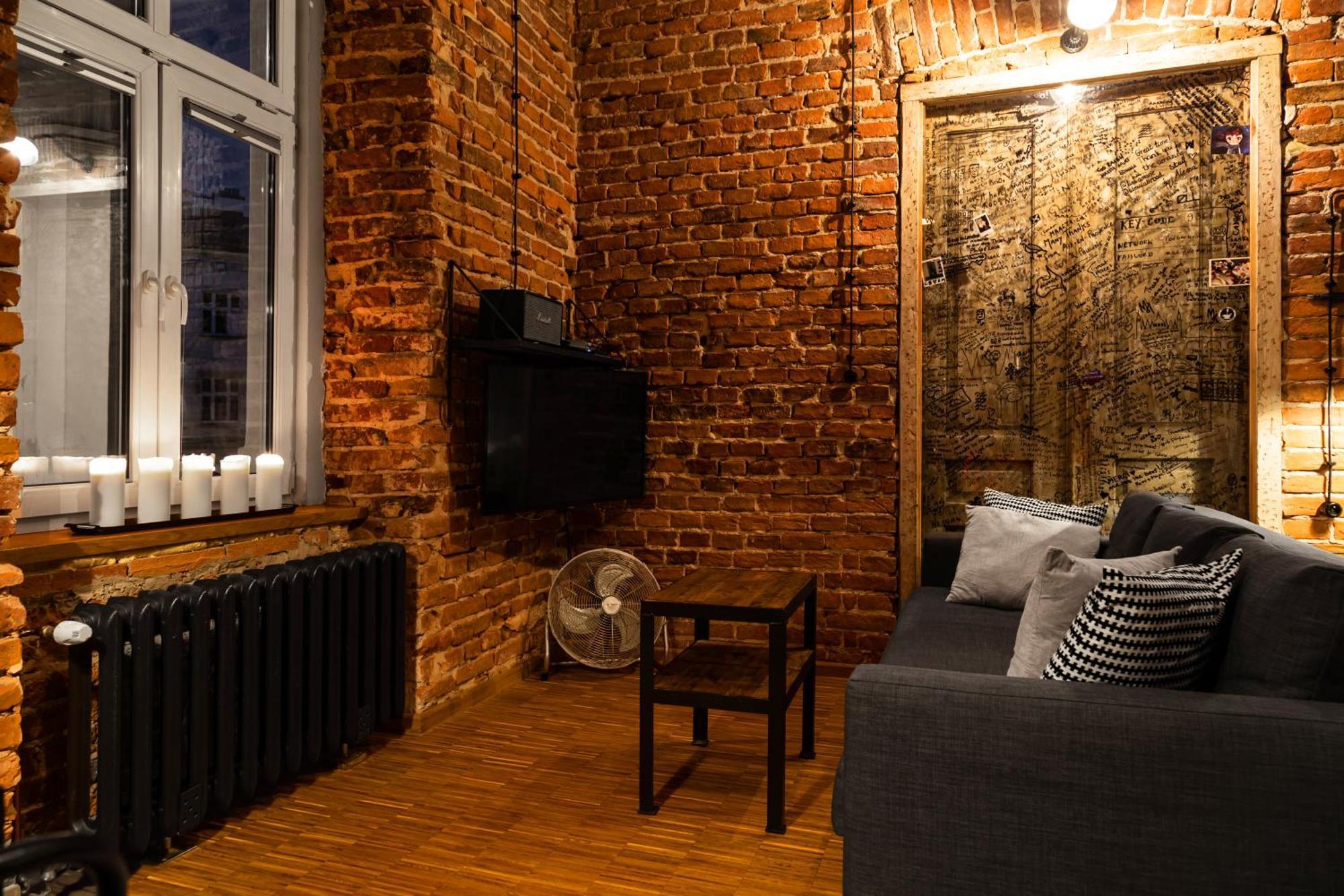 Househost Apartmeni: Podbrzezie 2/20 Krakow Dış mekan fotoğraf